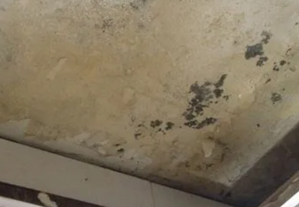 掇刀阳台漏水维修公司分享下掇刀卫生间渗水维修需要注意哪些问题。